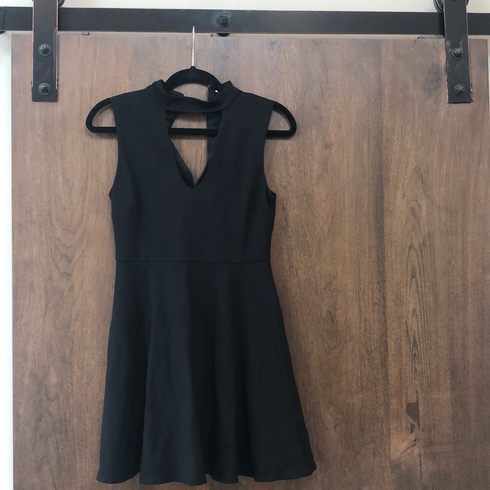 Black Tobi Dress!